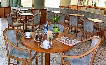 Hotel Des Rosiers Lourdes